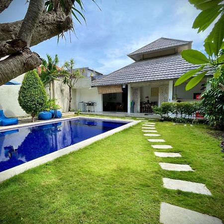 Villa Majegau 1 By Deasha Seminyak Exterior foto